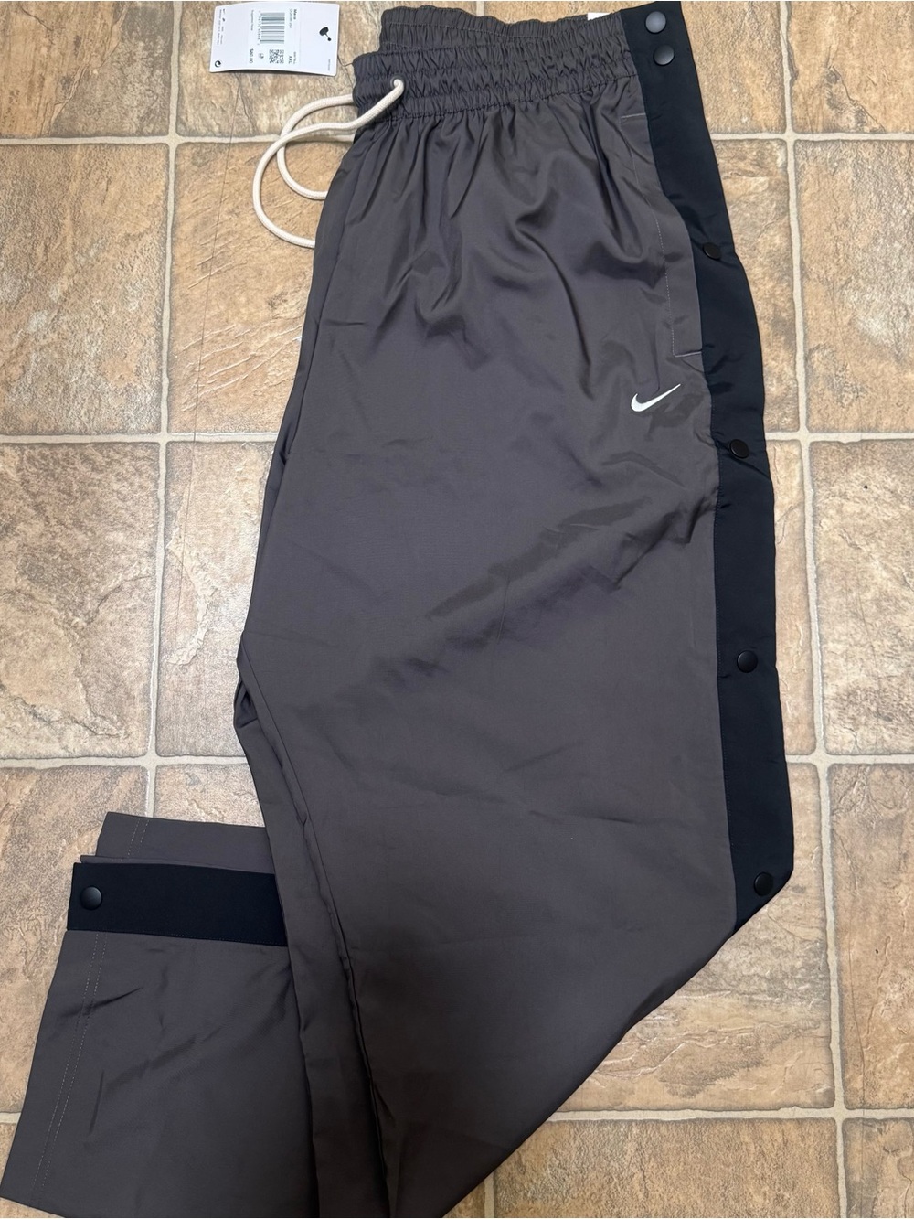 Nike Men's Dark Gray Jogger Track Pants with Black Snap Panels Size 2XL